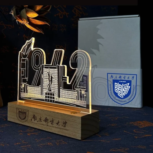 質感壓克力小夜燈-客製化發光紀念禮